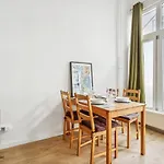 Schöne 2-Zi-Wohnung in Charlottenburg